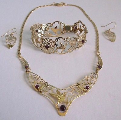 Illustrative Wild Bryde Hummingbirds style jewelry